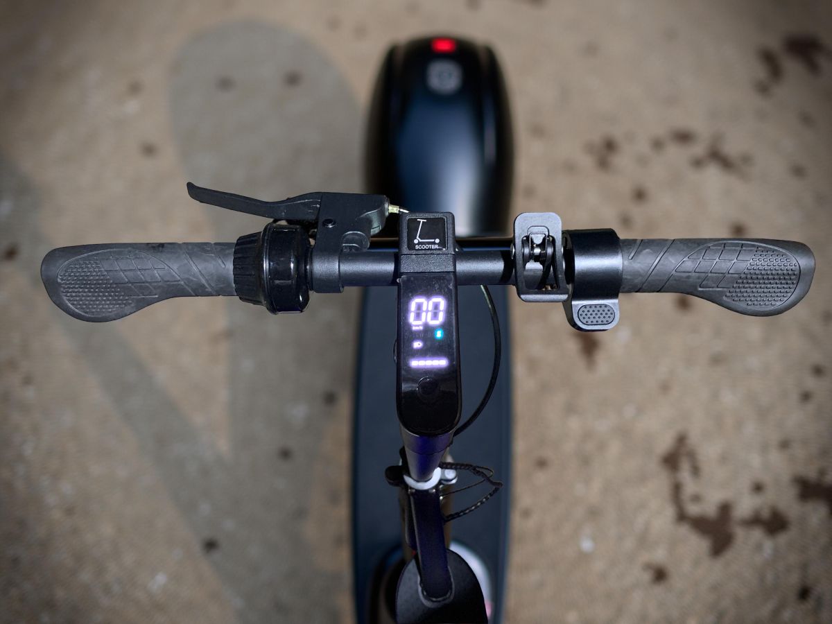 Freeway 500 e scooter display