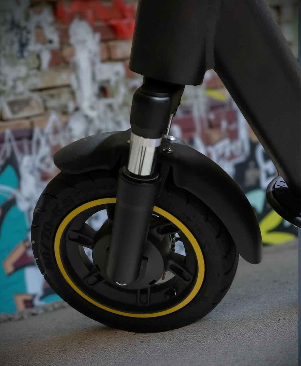 Freeway 500 e scooter wheel and front suspensin